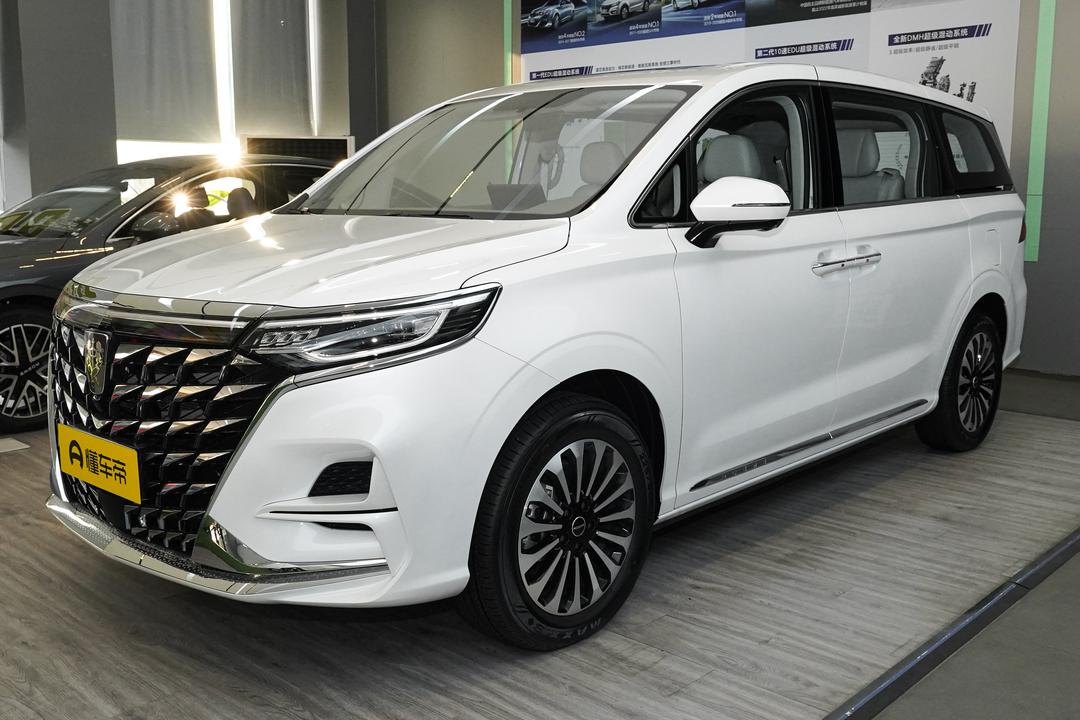 Roewe iMAX8 DMH