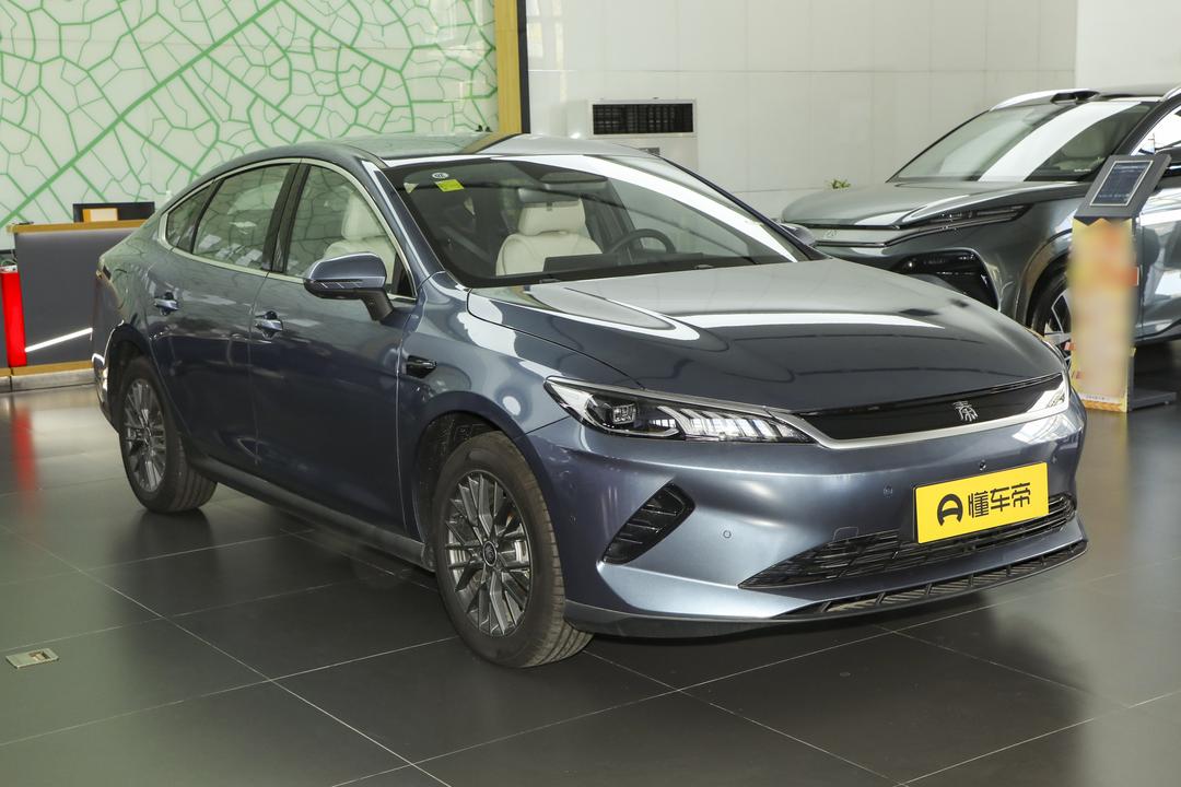 BYD Qin PLUS EV 2026, фото 3