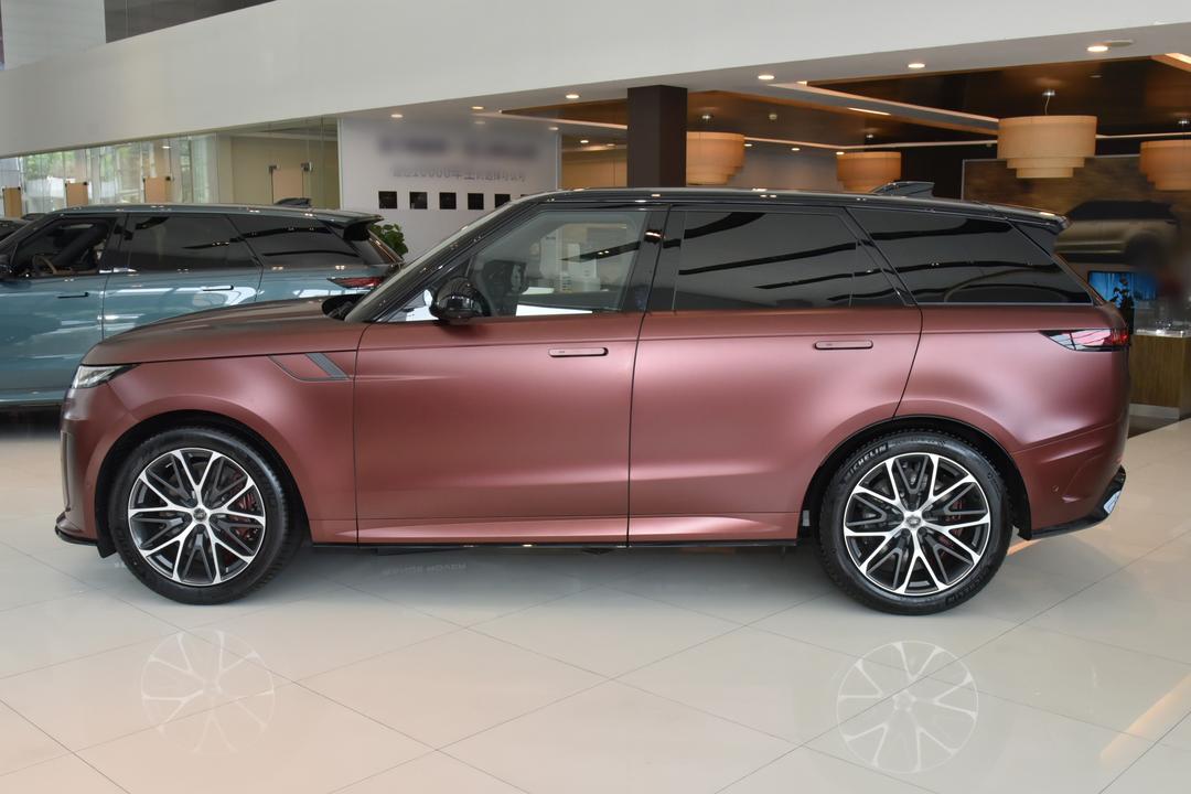 Land Rover Range Rover Sport 2026, фото 4