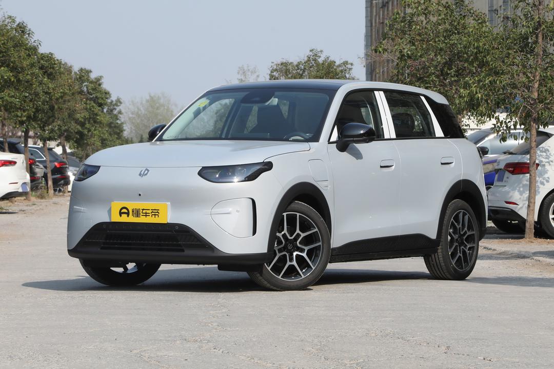 Leapmotor A10