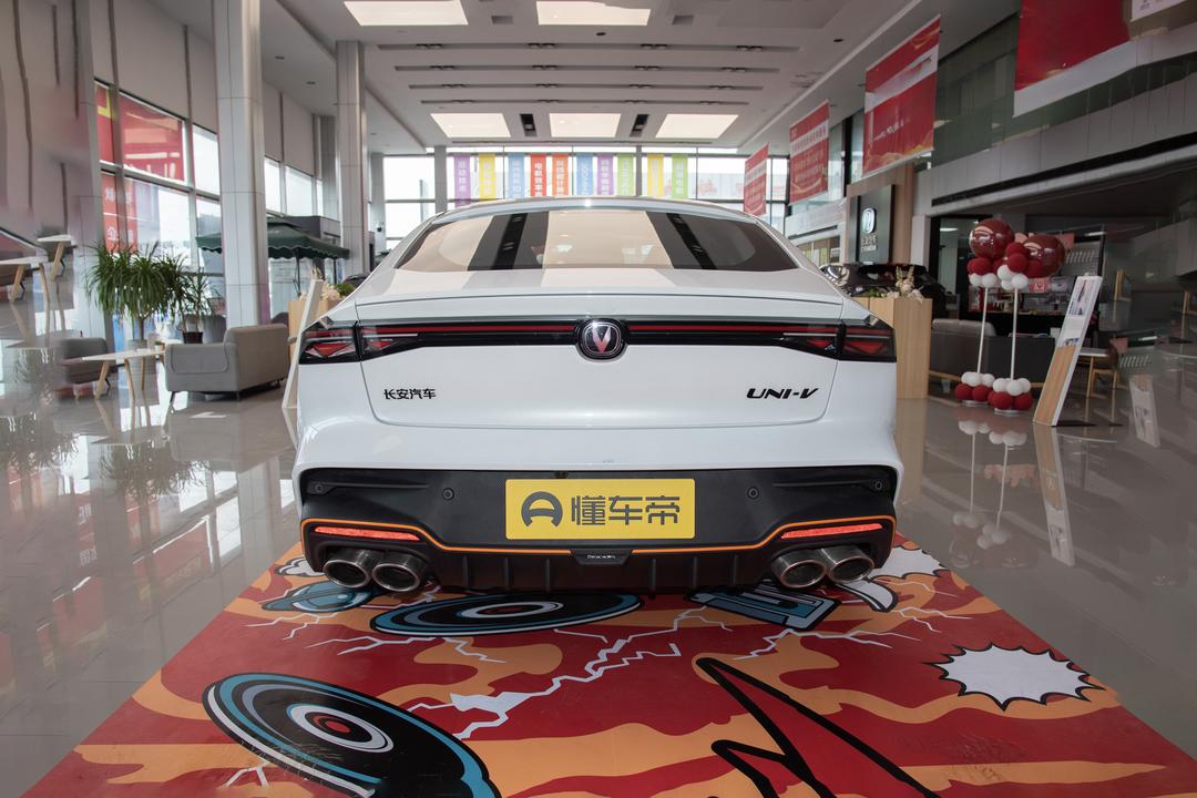 Changan UNI-V 2026, фото 6