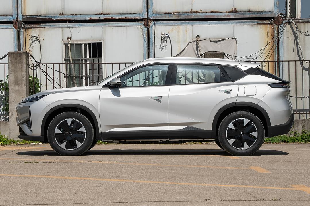 Dongfeng L7 PHEV 2026, фото 4
