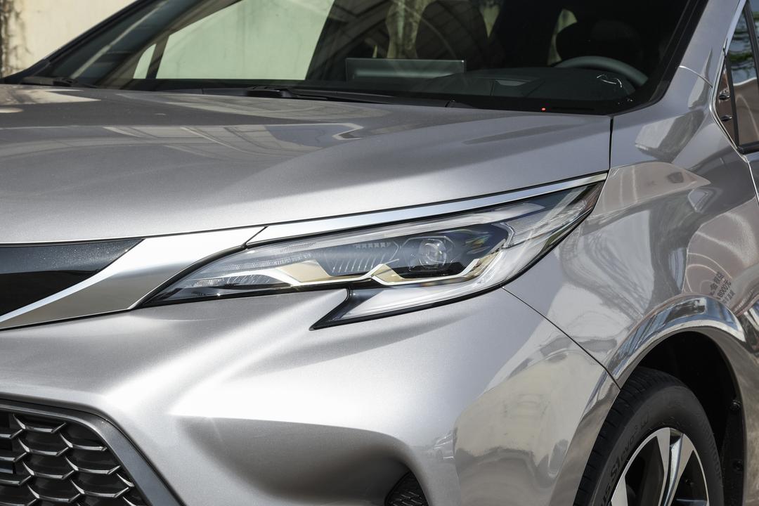 Toyota Granvia 2026, фото 13