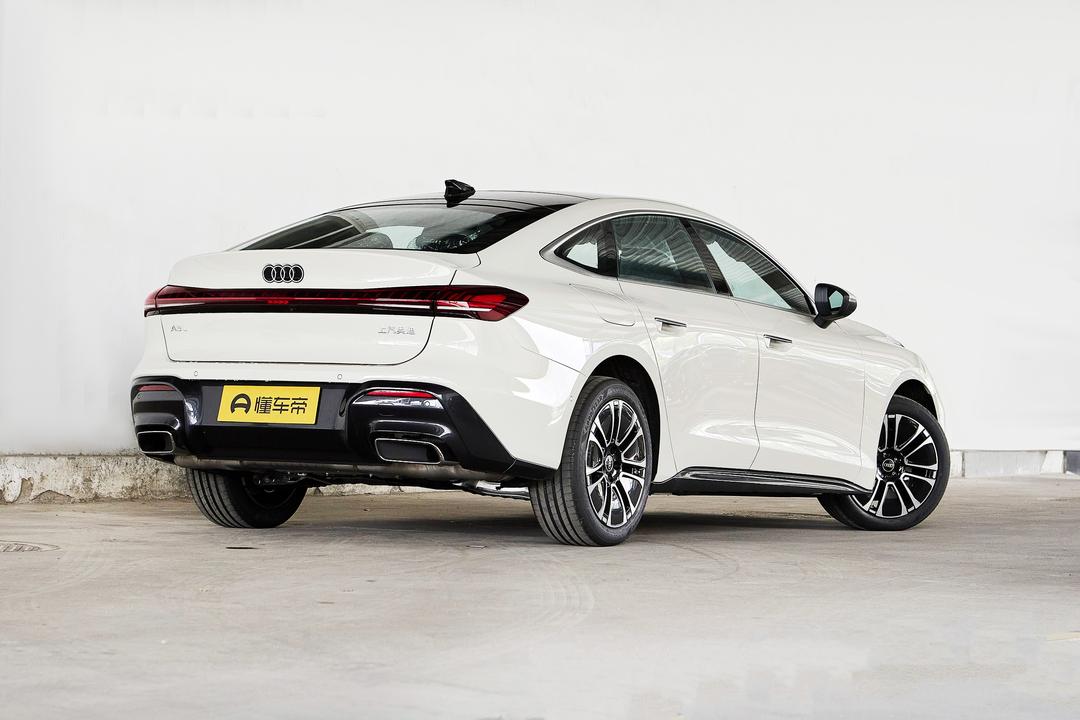 Audi A5L Sportback 2026, фото 7
