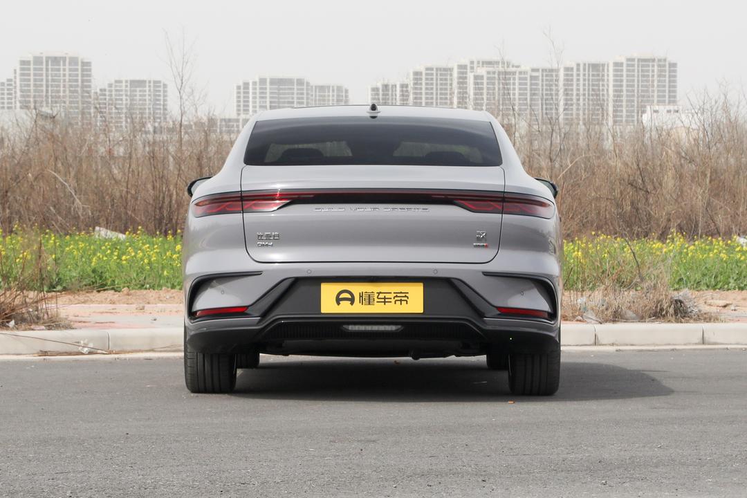 BYD Han DM 2026, фото 6