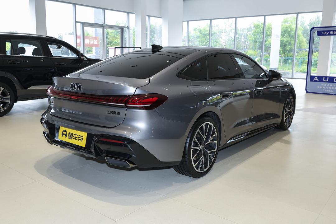 Audi A5L Sportback 2026, фото 7