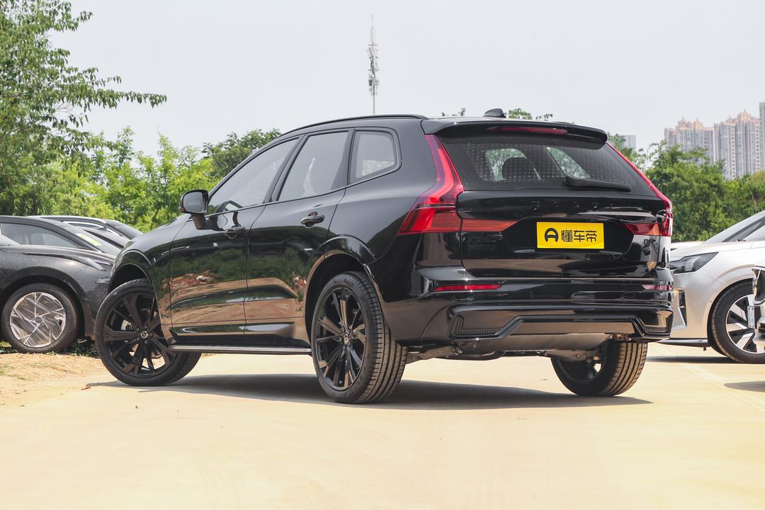 Volvo XC60 2026, фото 5