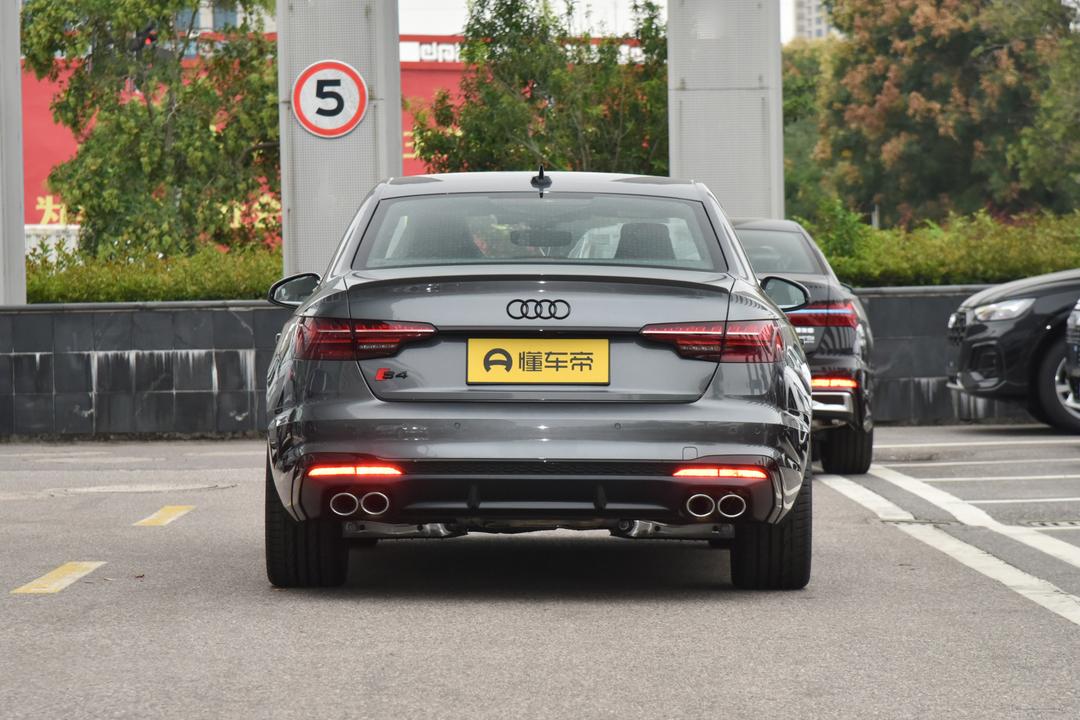 Audi S4 2026, фото 6