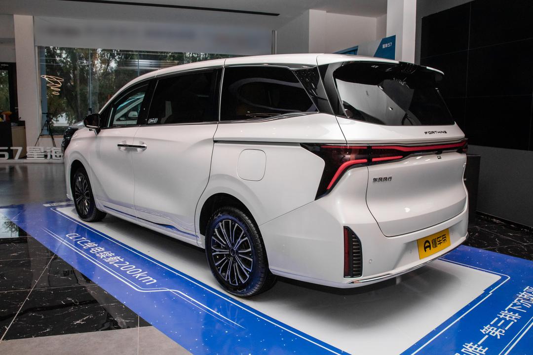 Dongfeng Starlight V9 2026, фото 5