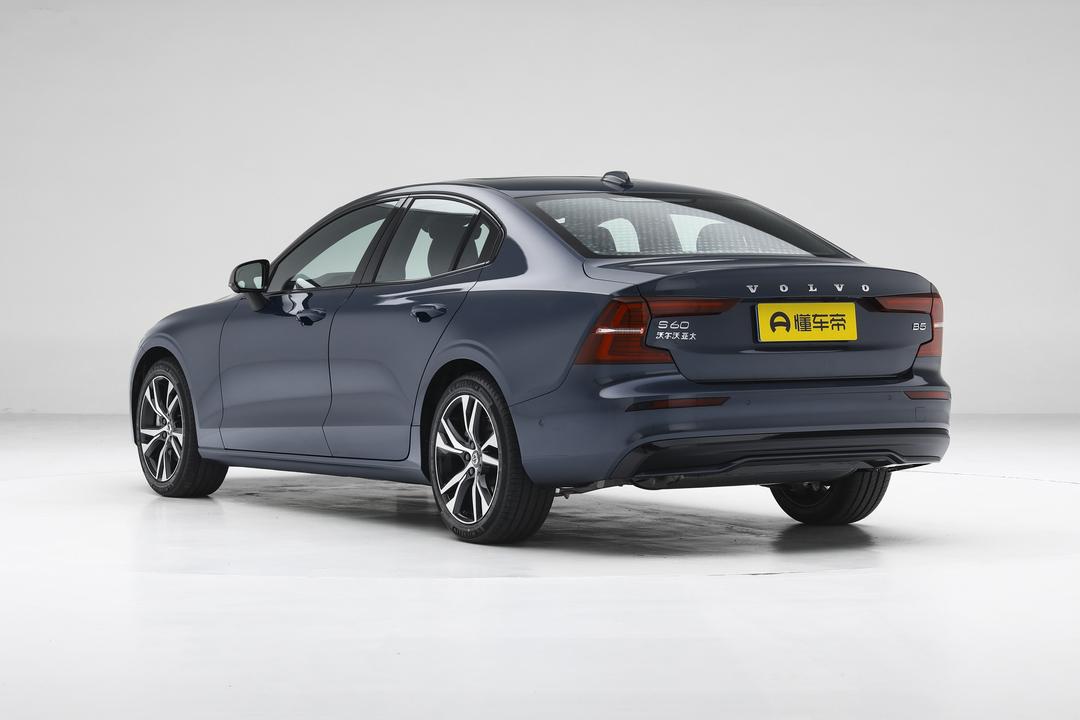 Volvo S60 2026, фото 5