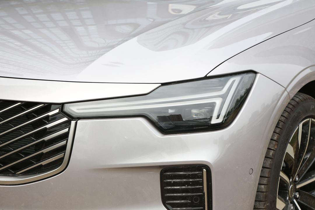 Volvo S90 2026, фото 13