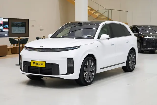 Li Auto L8 2026 — купить из Китая под заказ