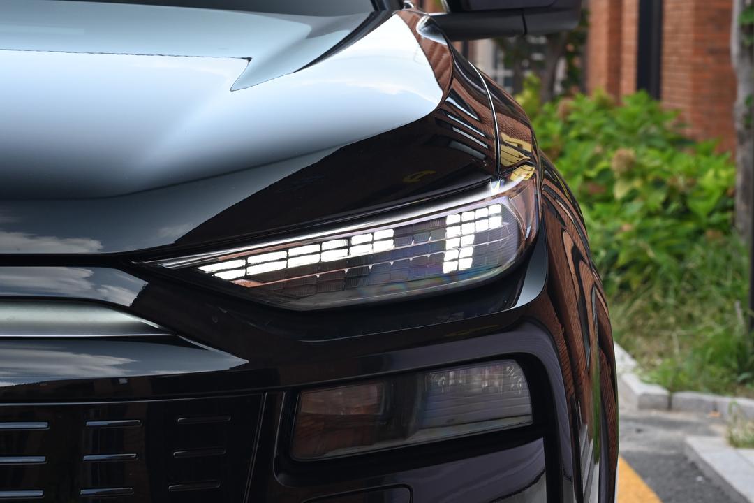 Audi Q6L e-tron 2026, фото 12