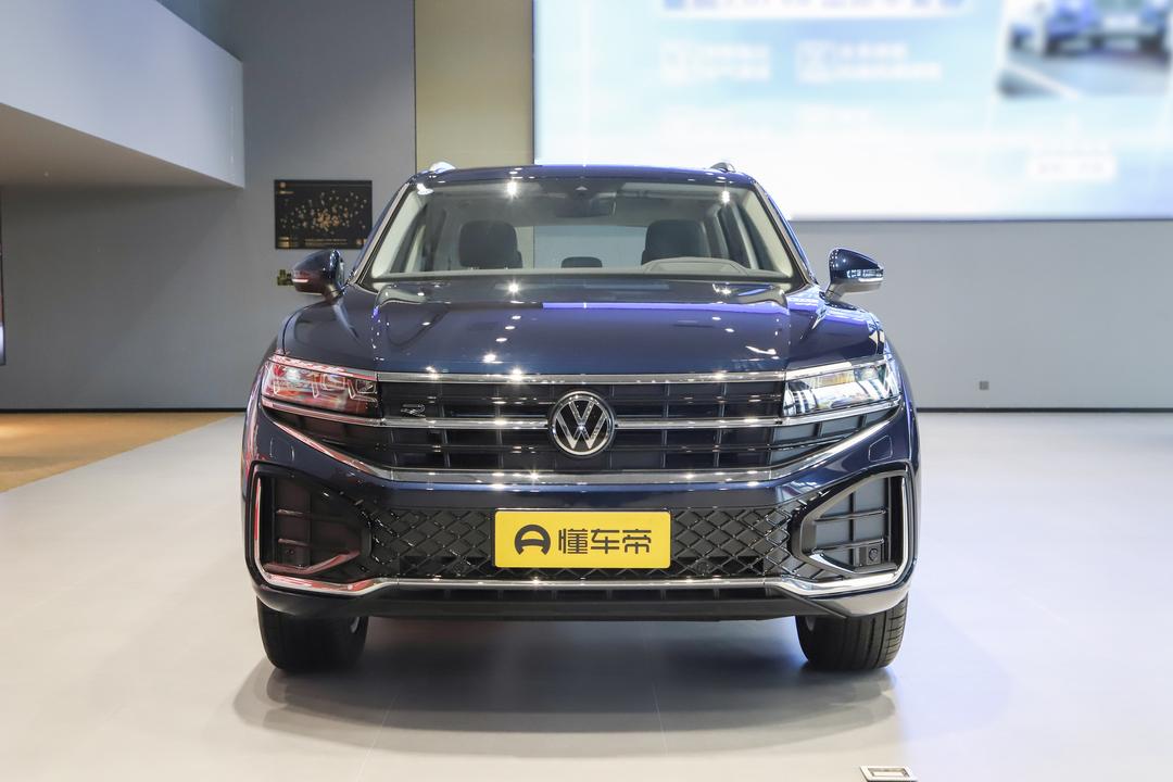 Volkswagen Touareg 2026, фото 2