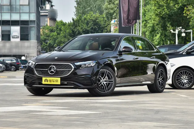 Mercedes-Benz E-Class 2026 — купить из Китая под заказ