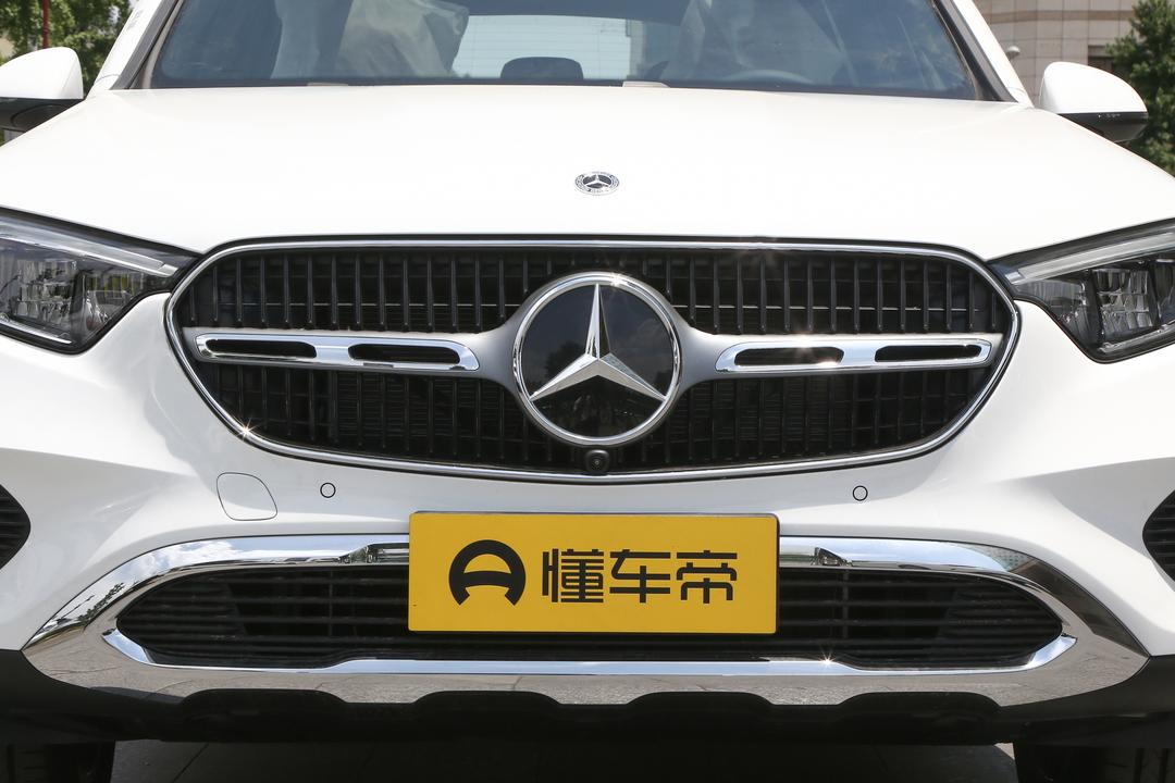 Mercedes-Benz GLC-Class 2026, фото 10