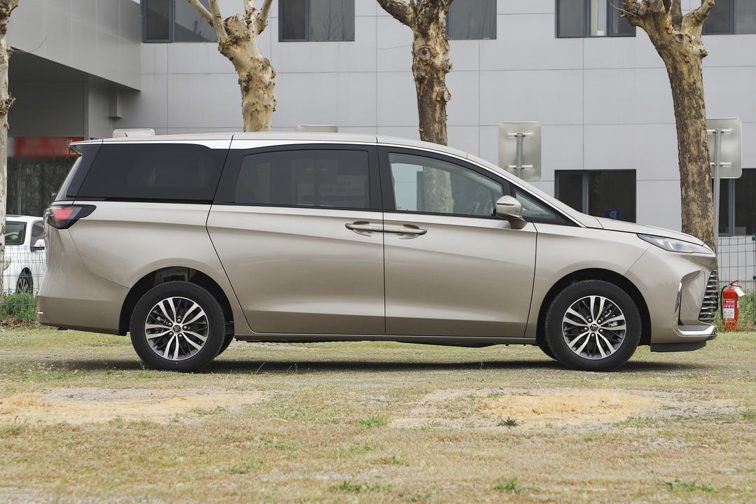 Buick GL8 2026, фото 8