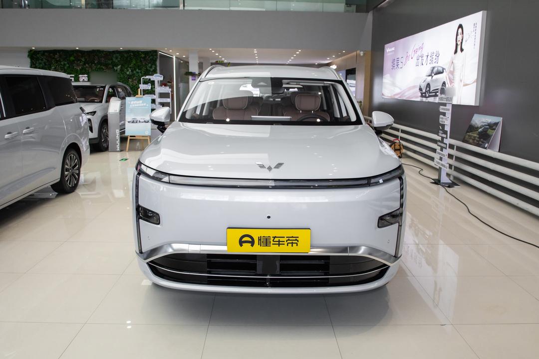Wuling Xingguang L 2026, фото 2