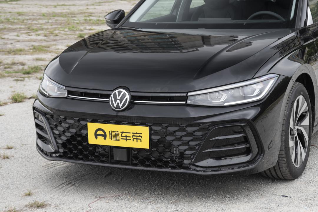 Volkswagen Passat 2026, фото 9