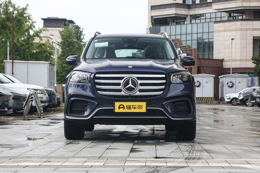 Mercedes-Benz GLS 2026, фото 2