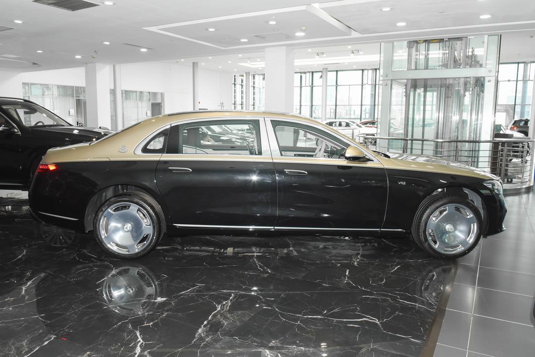 Mercedes-Benz Maybach S-Class 2026, фото 8
