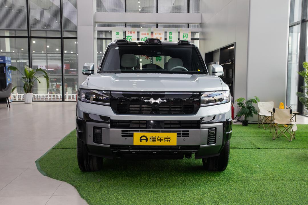 BYD Fangchengbao Leopard 8 2026, фото 2