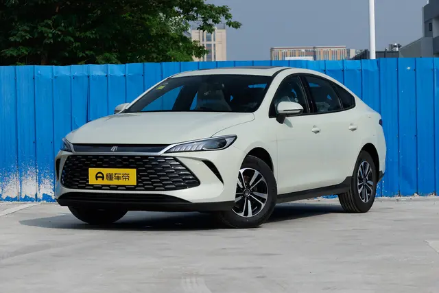 BYD Qin PLUS DM 2026 — купить из Китая под заказ