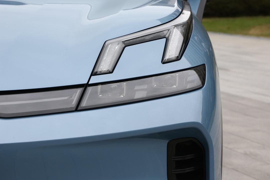 Lynk & Co 08 EM-P 2026, фото 11