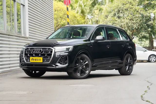 Audi Q7 2026 — купить из Китая под заказ