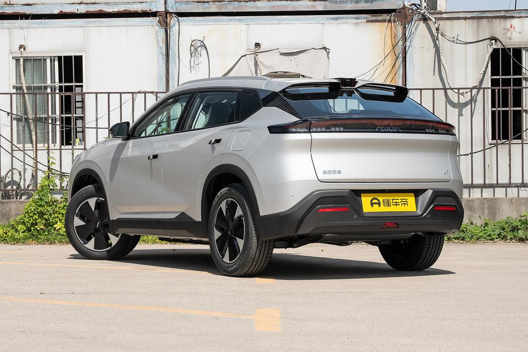 Dongfeng L7 PHEV 2026, фото 5