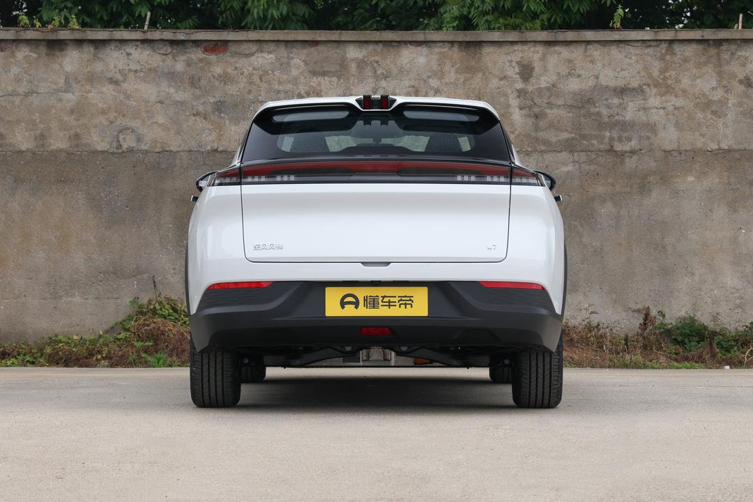 Dongfeng L7 EV 2026, фото 6
