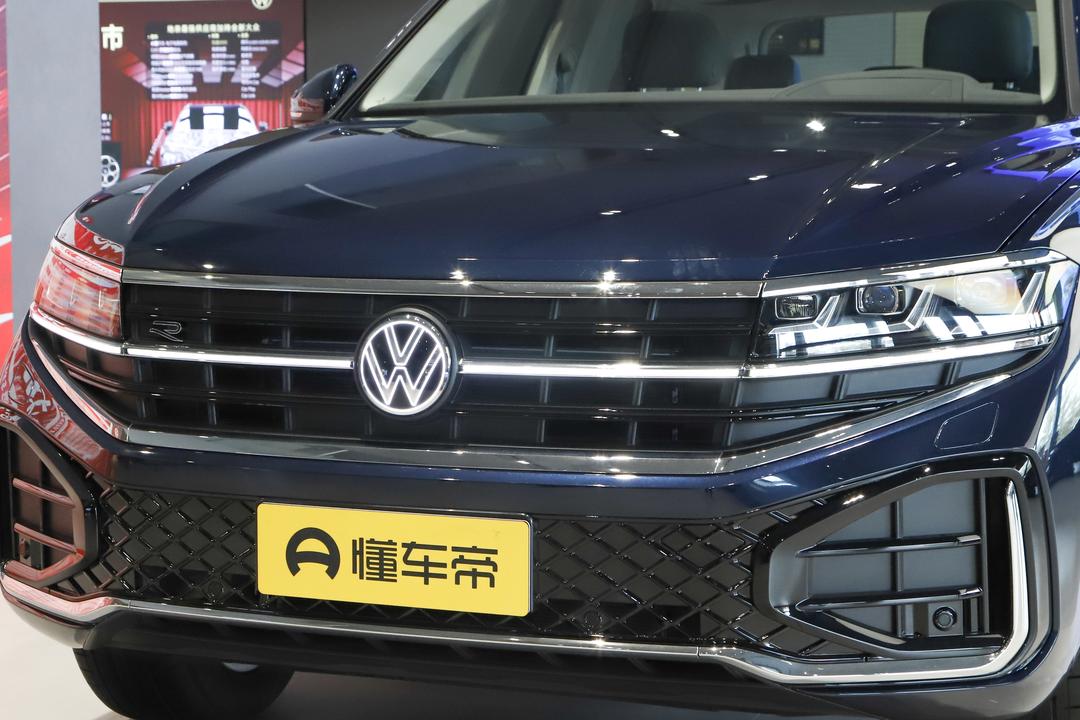 Volkswagen Touareg 2026, фото 11