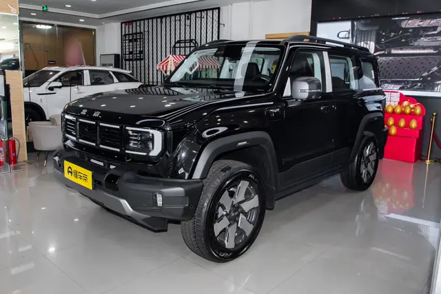 BAIC BJ40 EREV 2026 — купить из Китая под заказ