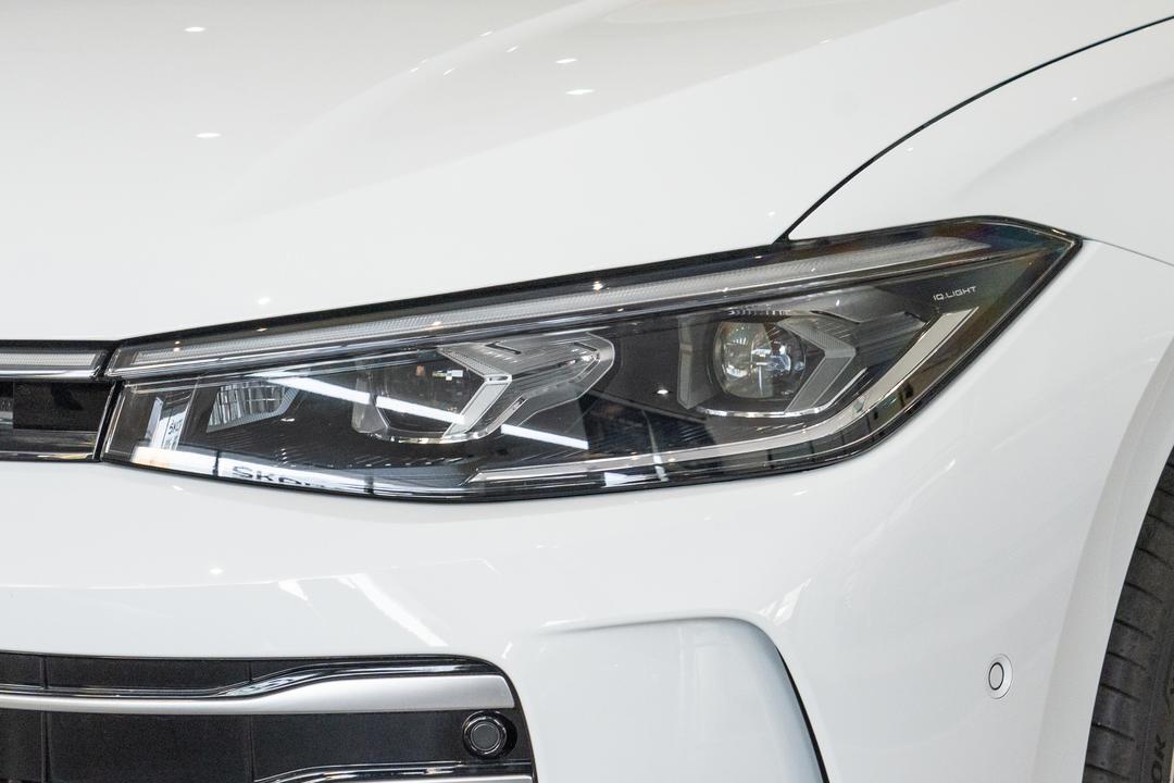 Volkswagen Passat 2026, фото 12