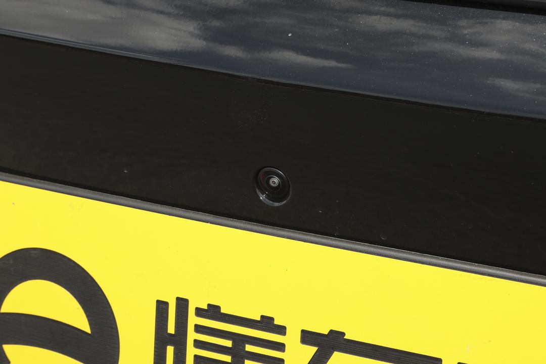 BYD Song Ultra EV 2026, фото 15