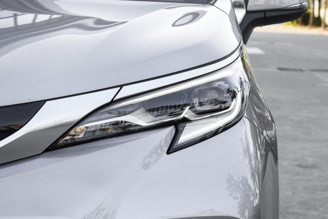 Toyota Granvia 2026, фото 12