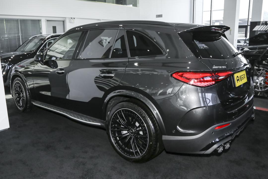Mercedes-Benz GLC AMG 2026, фото 4