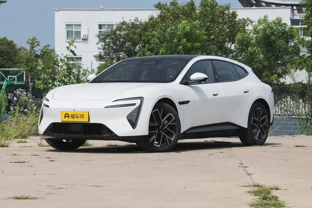 Avatr 06T 2026 — купить из Китая под заказ