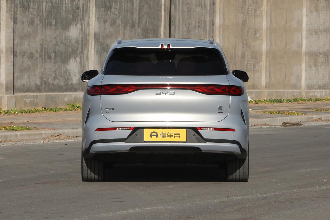 BYD Tang L EV 2026, фото 6