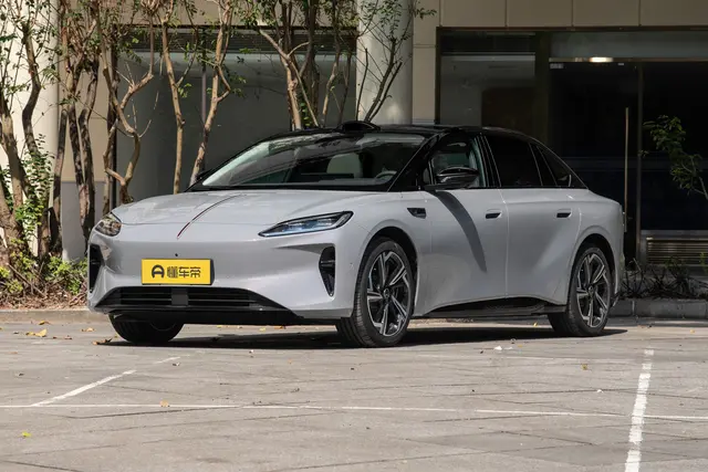 Hongqi Tiangong 07 2026 — купить из Китая под заказ