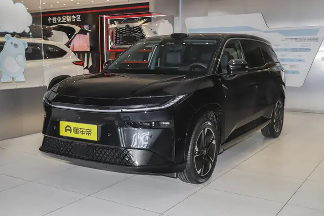 Toyota bZ3X 2026 — купить из Китая под заказ
