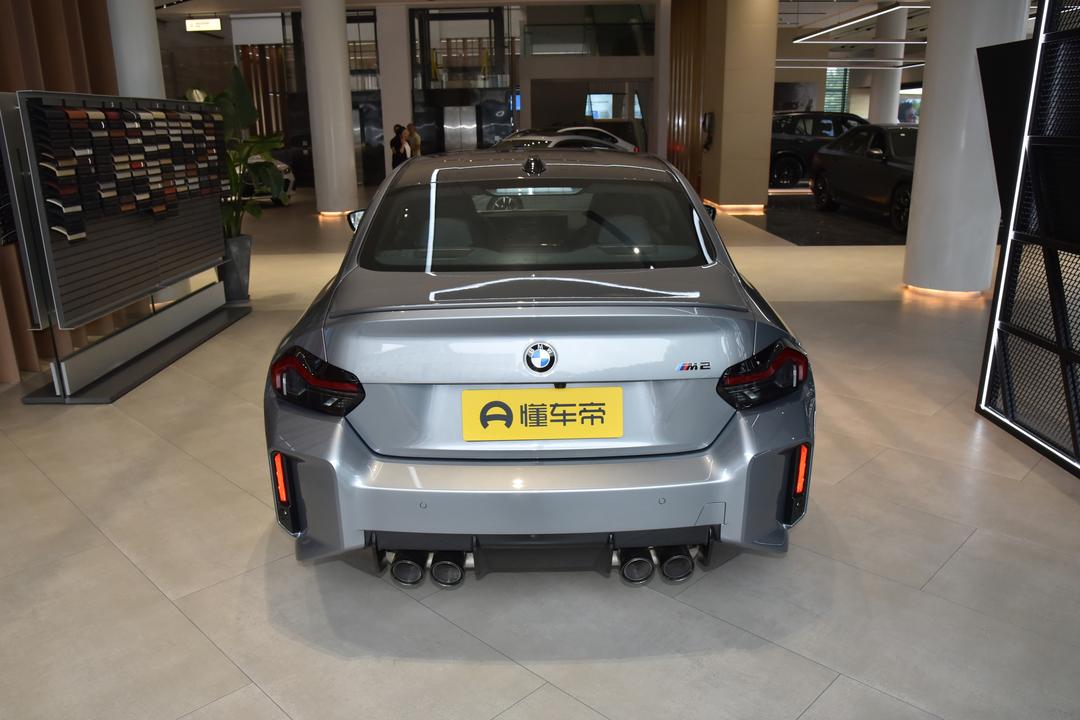 BMW M2 2026, фото 6