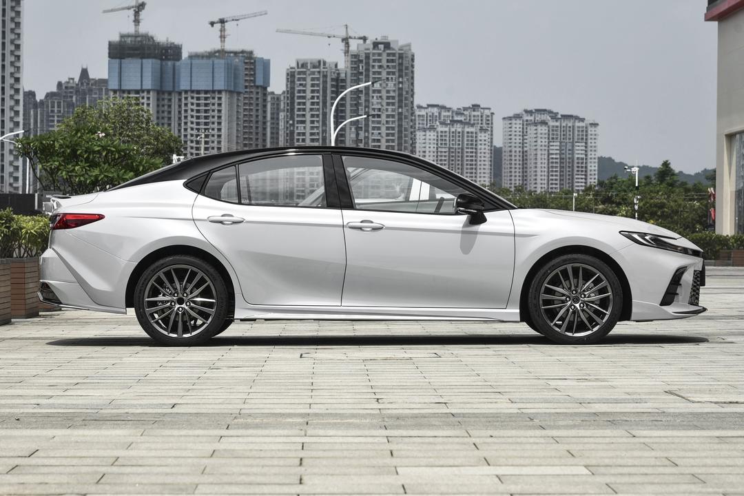 Toyota Camry 2026, фото 8