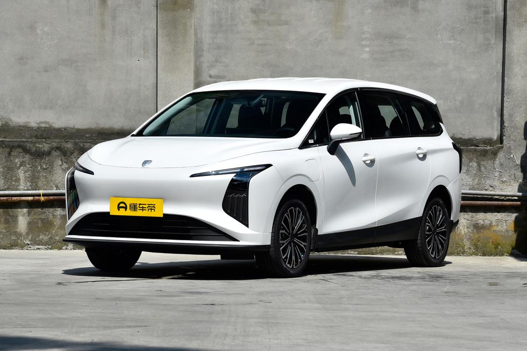 Dongfeng V6 PLUS 2026, фото 1
