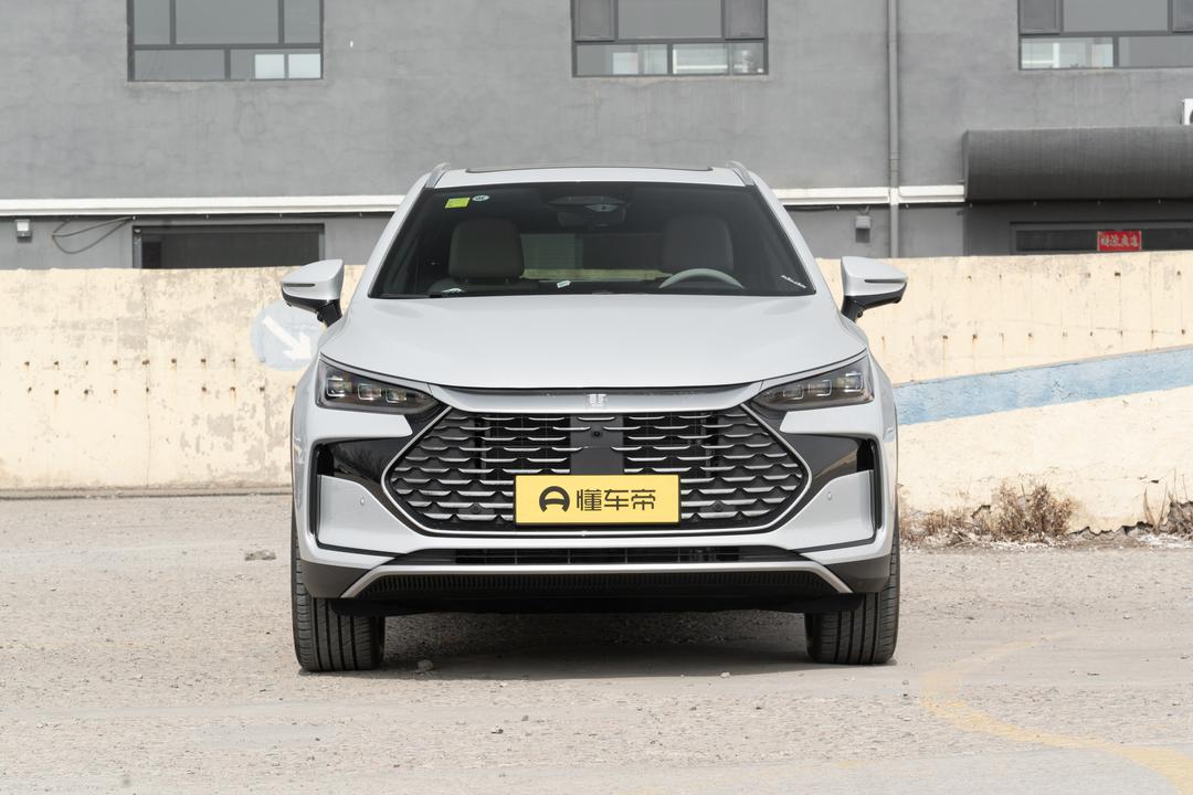 BYD Tang DM 2026, фото 2