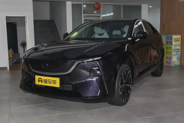 Mazda EZ-60 2026 — купить из Китая под заказ