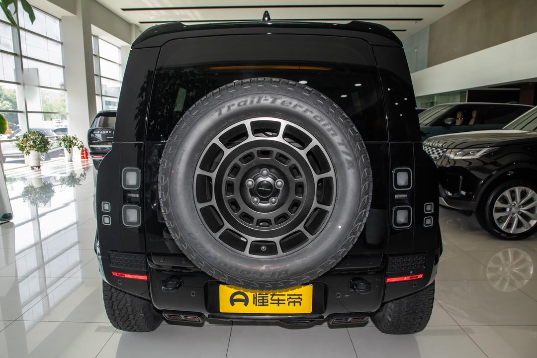 Land Rover Defender 2026, фото 6