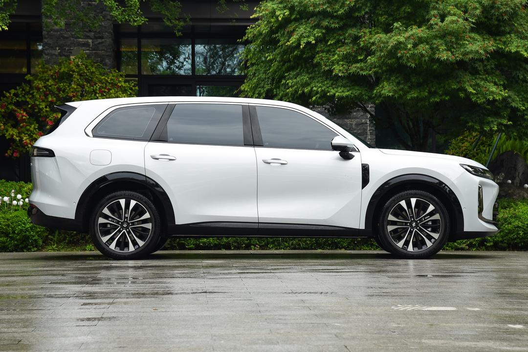 Baojun Huajing S 2026, фото 8
