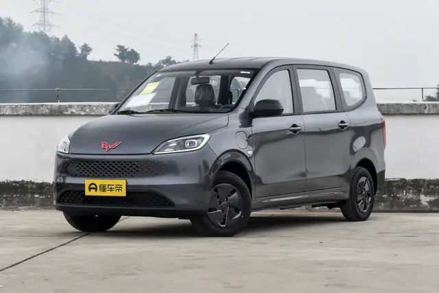Wuling Hongguang EREV 2026 — купить из Китая под заказ