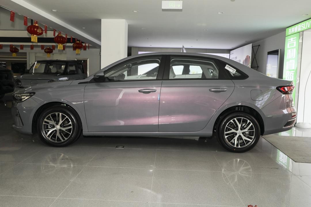 Geely Emgrand 2026, фото 4